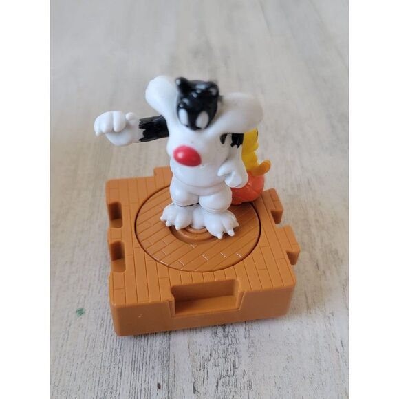 Space jam 1996 Sylvester tweety bird toy figure McDonald's - Picture 1 of 8